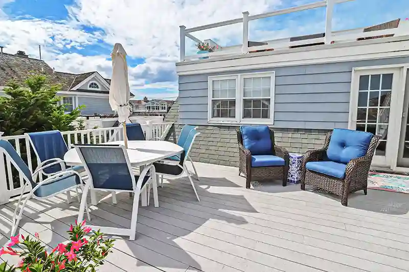 Stone Harbor NJ Rental Wits End. Lower deck.