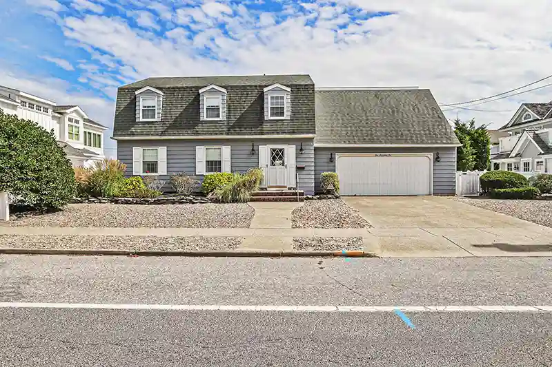 Stone Harbor NJ Rental Wits End. Front of House.