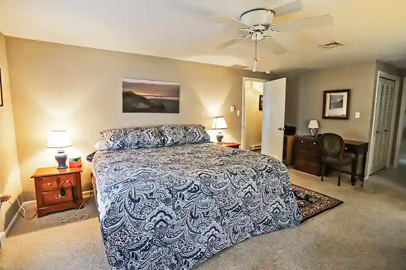 Stone Harbor NJ Rental Wits End. Main bedroom.